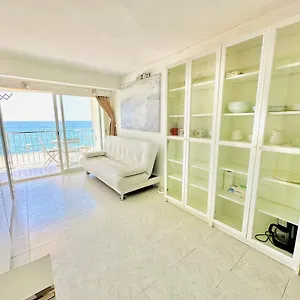 https://investingspain-studio-beach-paradise-front-sea-views.catalonia-hotels.com